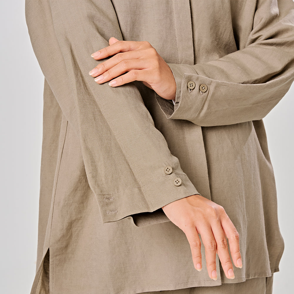 Linen back pleat shirt