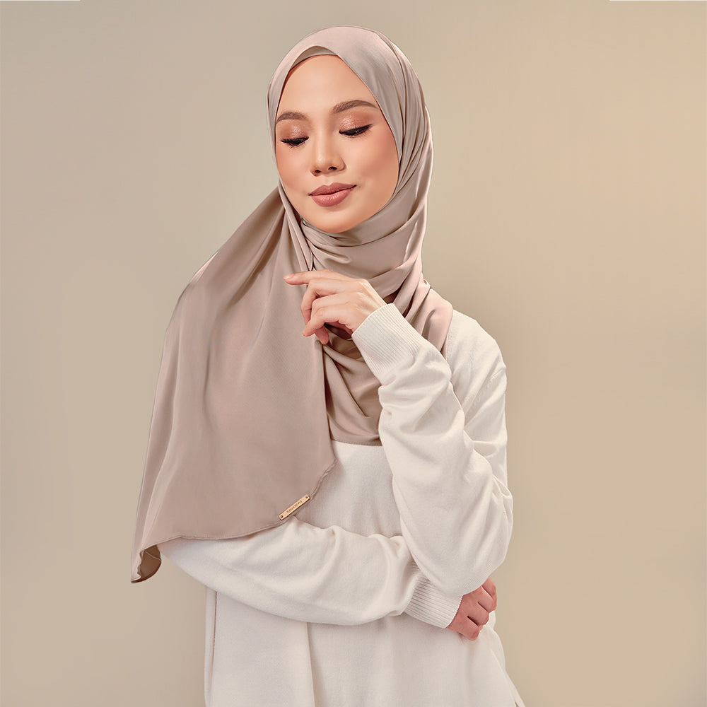 Inaya - silk blend hijab