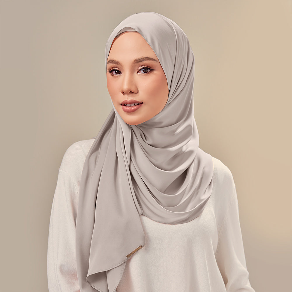Inaya - silk blend hijab