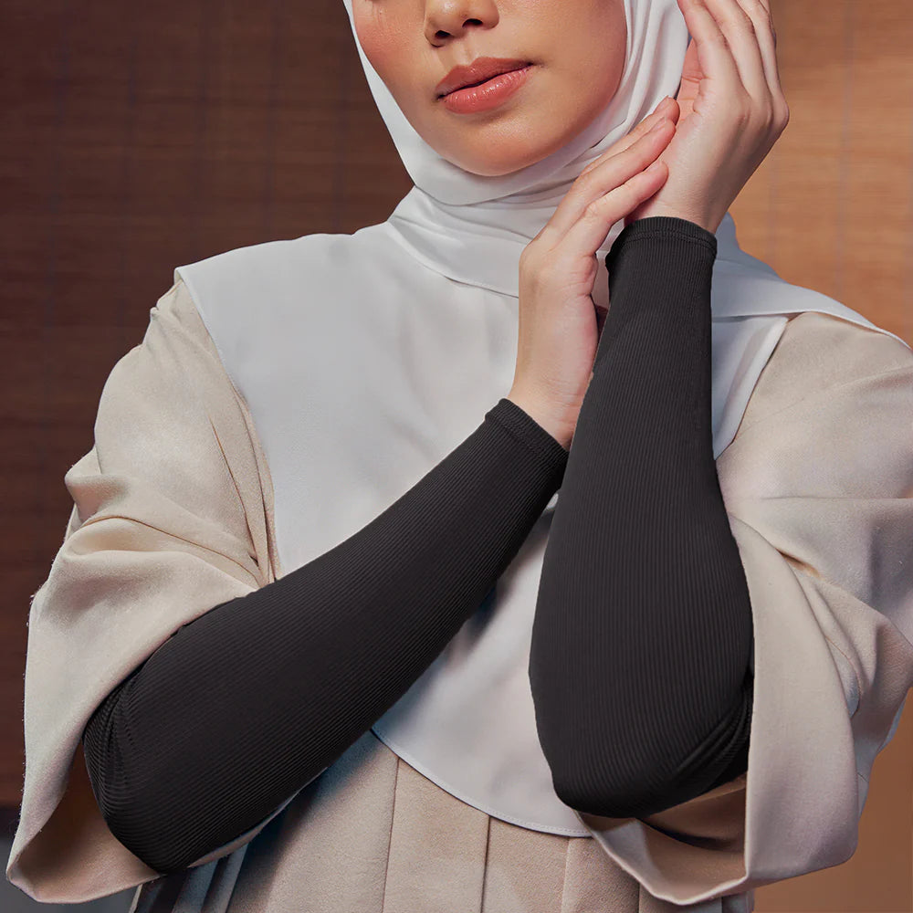 Luna sleeves