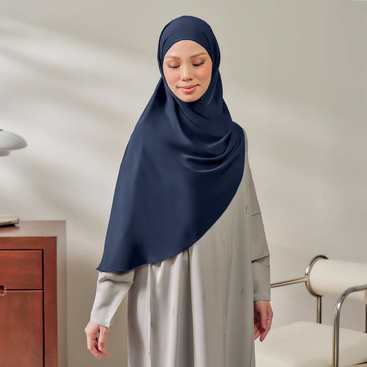 Mina Khimar