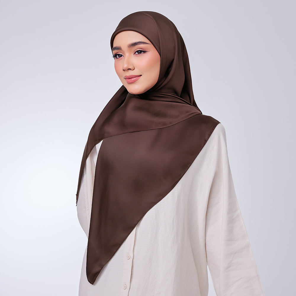 Raisa - Coffee (square)