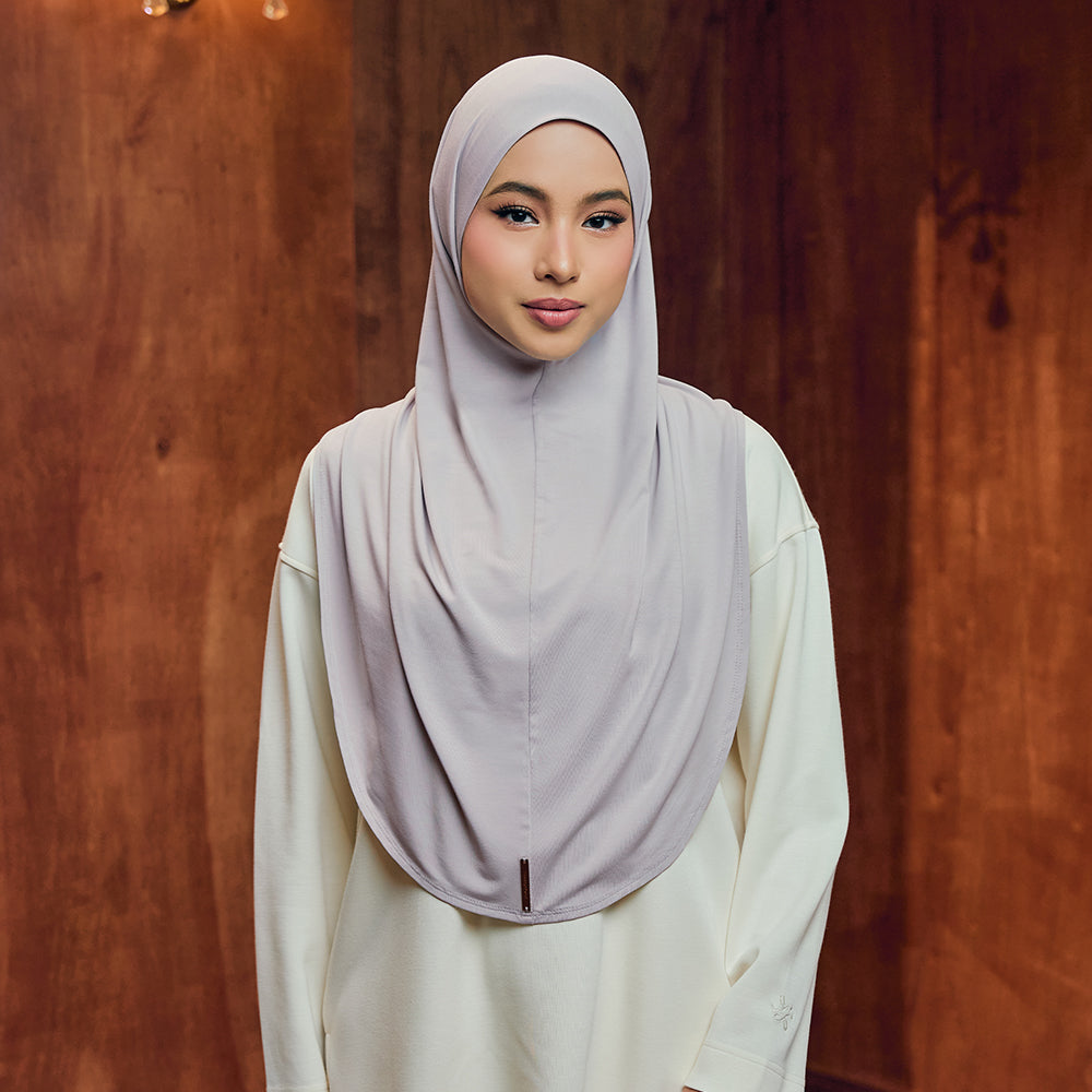 Safaa Basic in Cloud - TudungPeople
